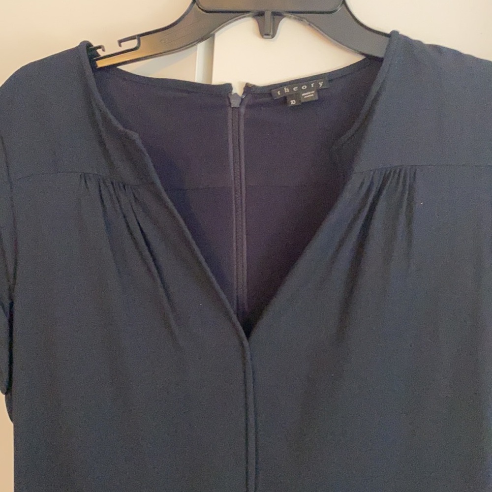 Sleeveless Theory dress, size 10 - Picture 2 of 5